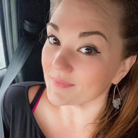 Meet your Posher, Kelly - Picture 1 of 1